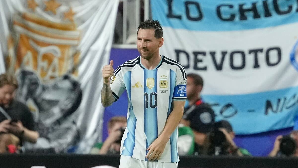 Hành động khiêm nhường của Messi tại World Cup 2026 khiến người hâm mộ cảm động