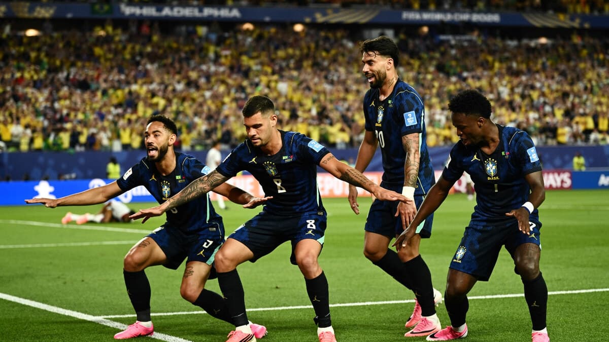 Brazil thắng đậm Haiti 3-0: Matheus Cunha tỏa sáng với cú đúp