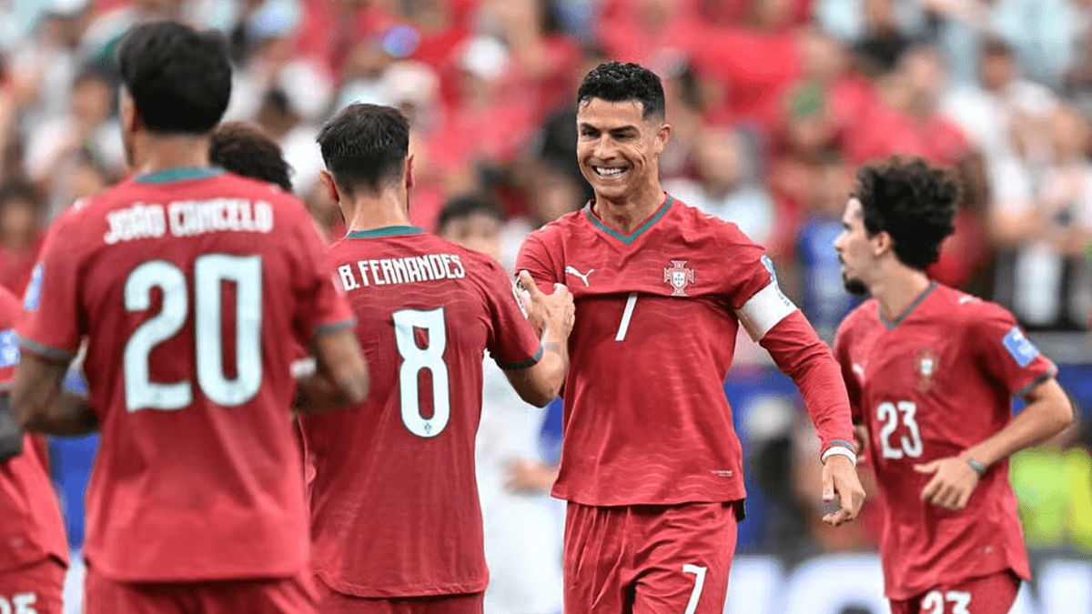Bruno Fernandes: Bồ Đào Nha hiểu tầm quan trọng khi Ronaldo ghi bàn