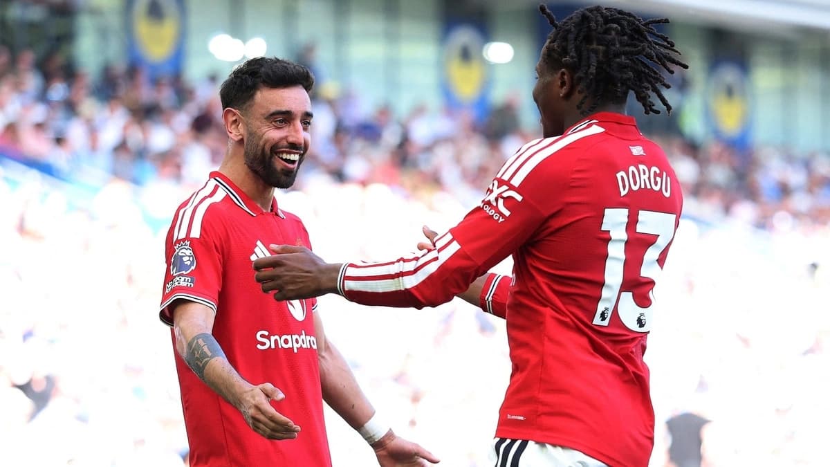 Xem video bóng đá: Brighton 0-3 Man Utd – Những điểm nhấn từ vòng hạ màn Ngoại hạng Anh