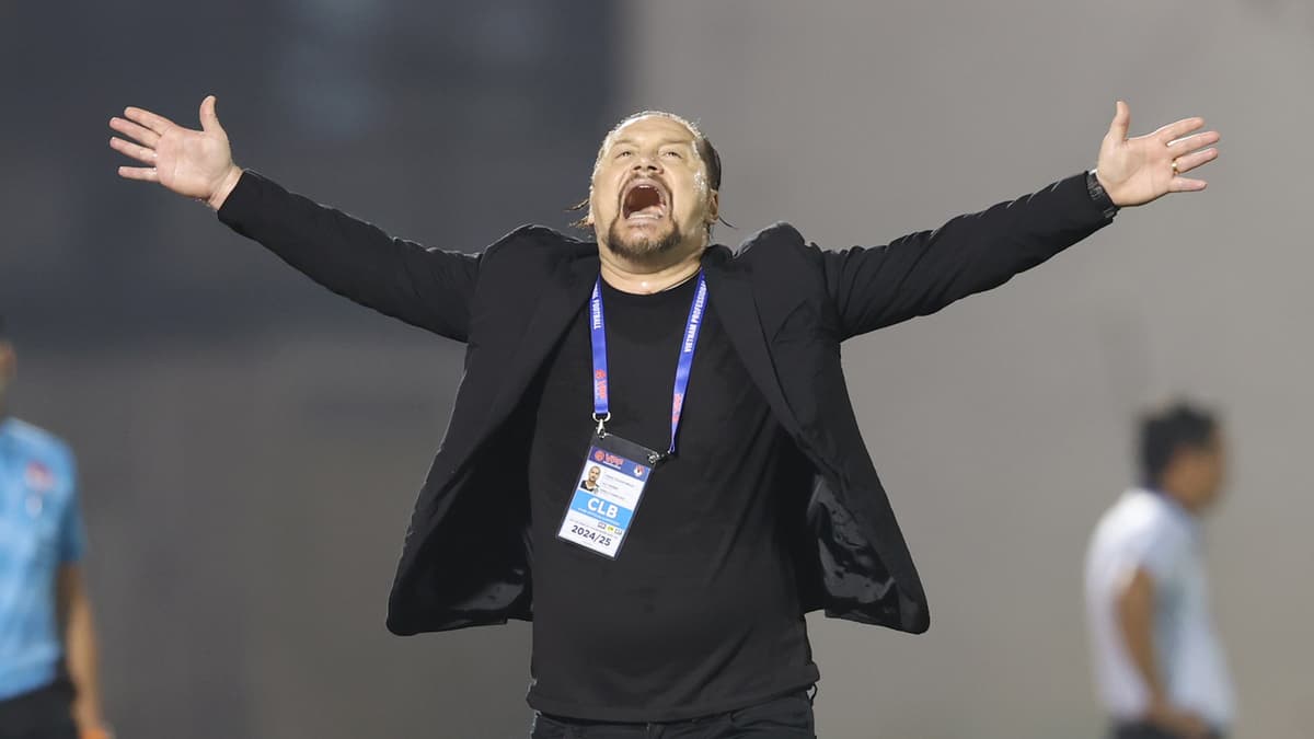 HLV Popov và những phát ngôn gây bão tại V-League